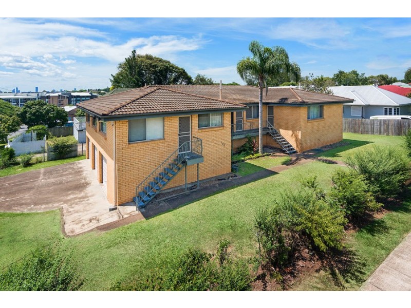 106 Oates Avenue, Holland Park QLD 4121