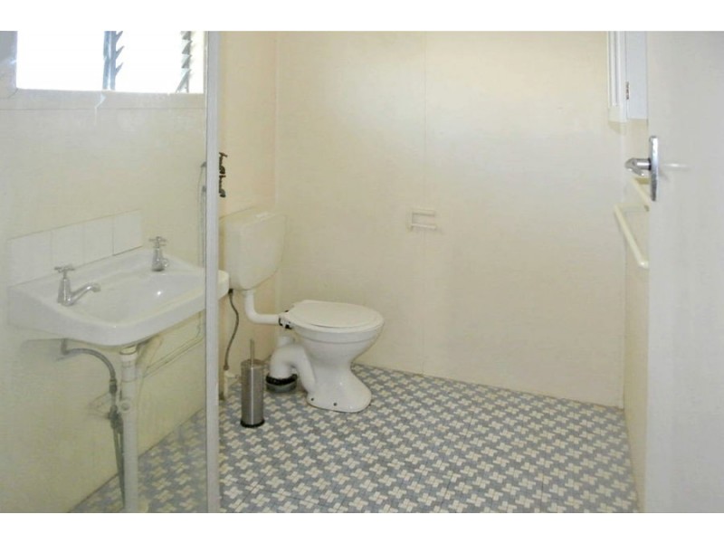 106 Oates Avenue, Holland Park QLD 4121