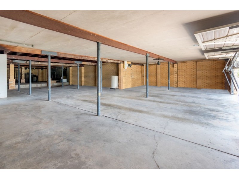 106 Oates Avenue, Holland Park QLD 4121