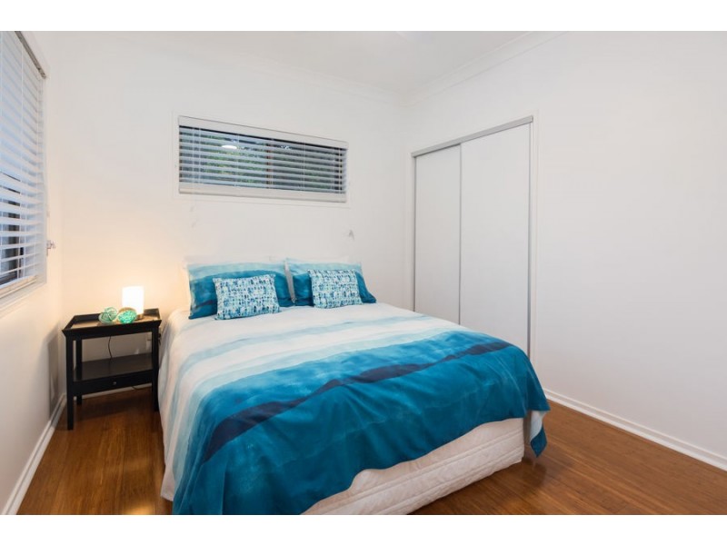 19 Naretha St, Carindale QLD 4152