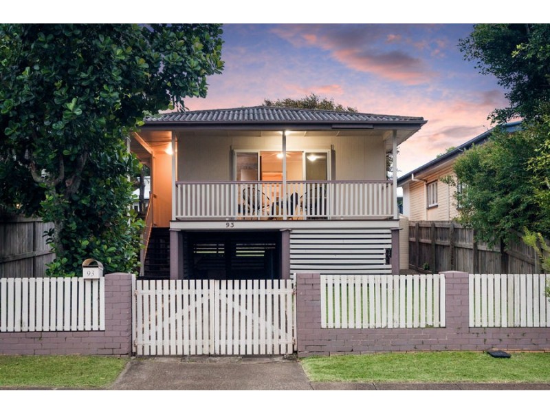 93 Uplands Tce, Wynnum QLD 4178