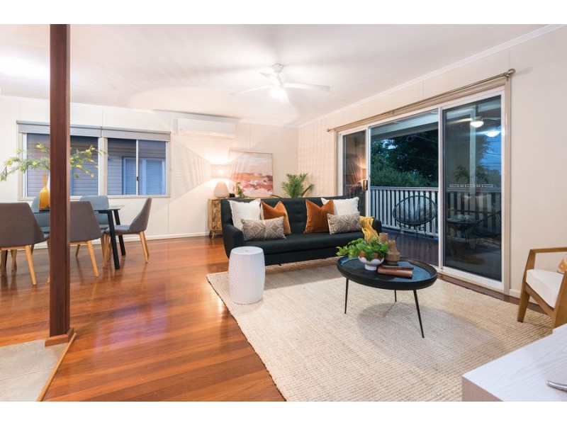 93 Uplands Tce, Wynnum QLD 4178