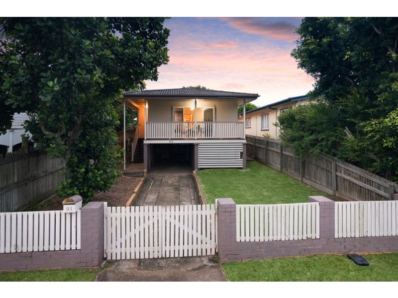 93 Uplands Tce, Wynnum QLD 4178