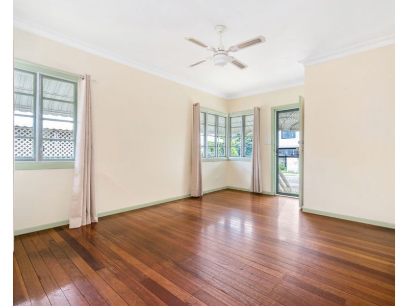 38 Lindwall Street, Upper Mount Gravatt QLD 4122