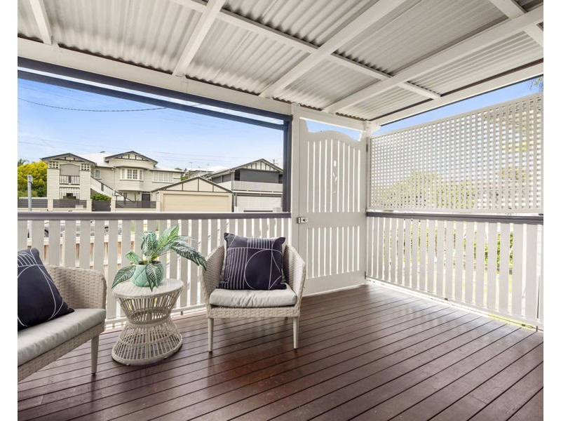 9 Harwill Street, Coorparoo QLD 4151