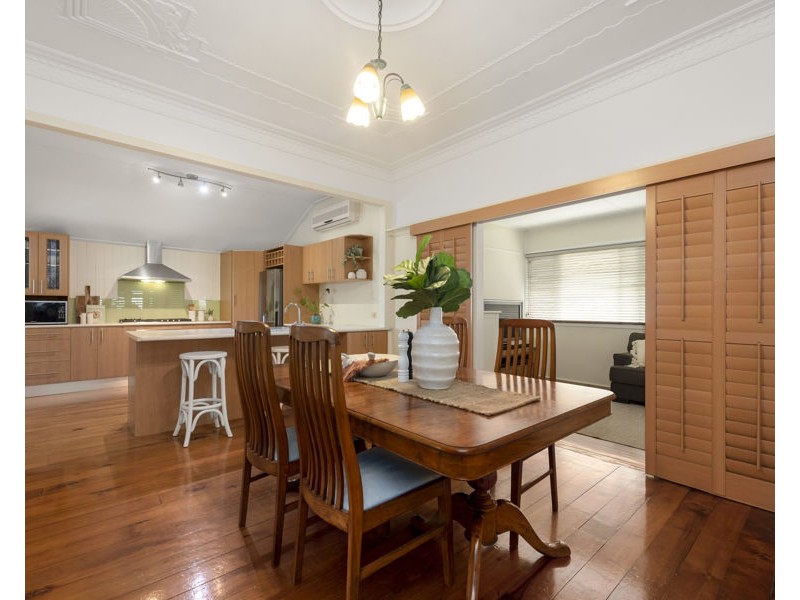 9 Harwill Street, Coorparoo QLD 4151