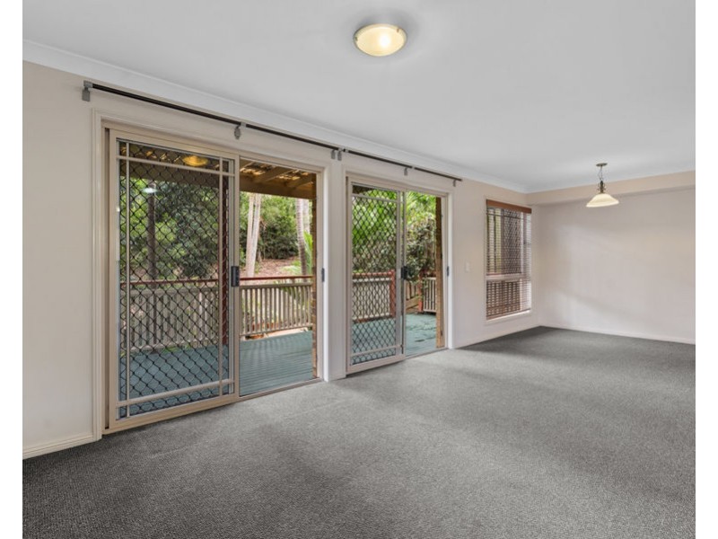 48/360 Simpsons Rd, Bardon QLD 4065