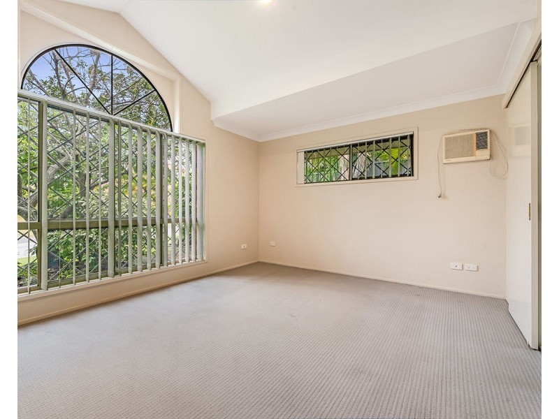 50 Foxmont Dr, Carina QLD 4152