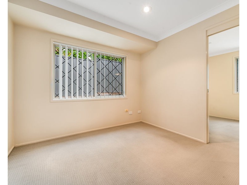 50 Foxmont Dr, Carina QLD 4152