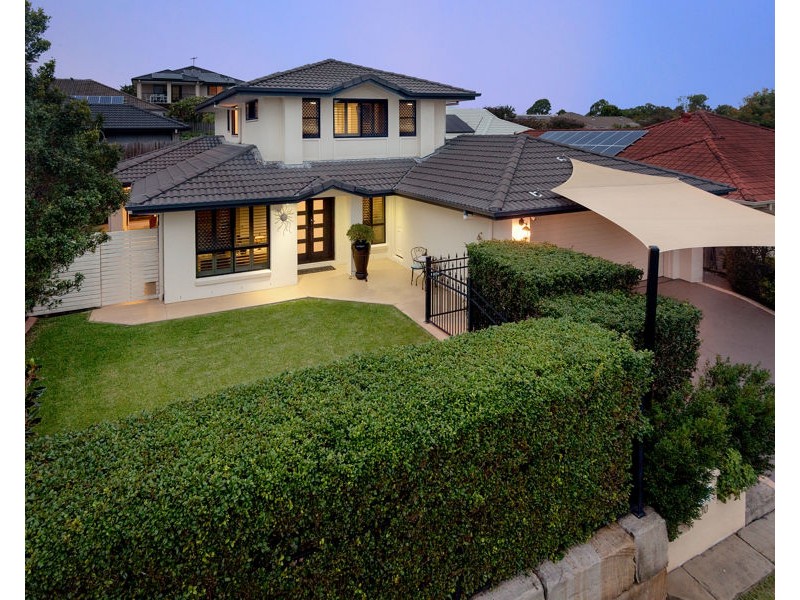 10 Demby Crescent, Wakerley QLD 4154