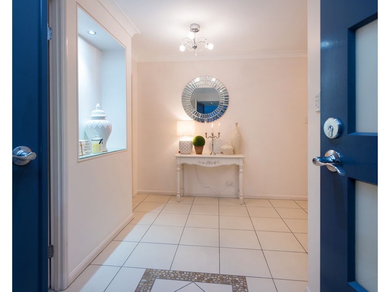 10 Demby Crescent, Wakerley QLD 4154