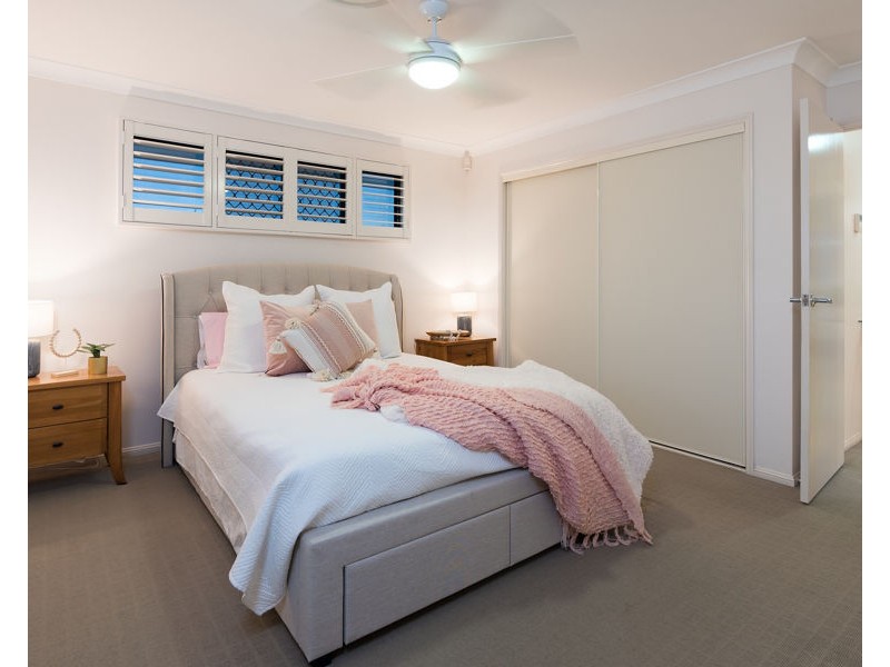 10 Demby Crescent, Wakerley QLD 4154