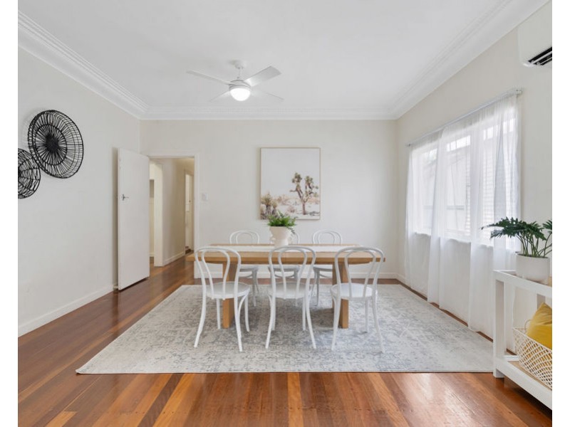 16 Shire Street, Coorparoo QLD 4151