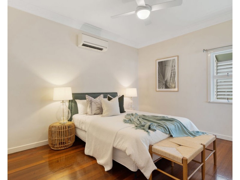 16 Shire Street, Coorparoo QLD 4151