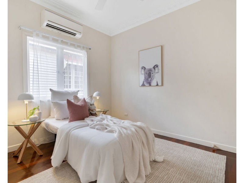 16 Shire Street, Coorparoo QLD 4151