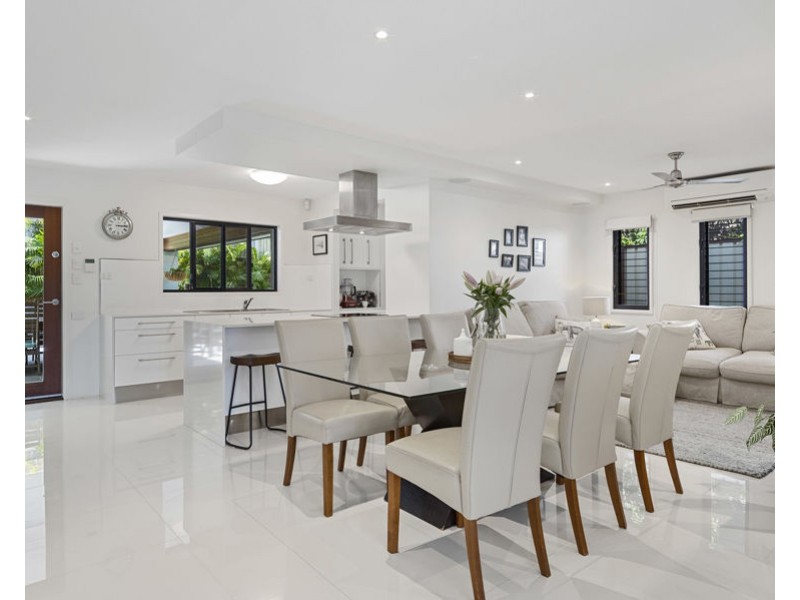 22 Ivymount St, Nathan QLD 4111
