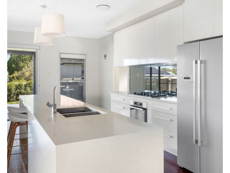 21 Pelham Street, Coorparoo QLD 4151