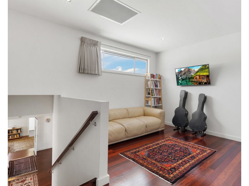 21 Pelham Street, Coorparoo QLD 4151