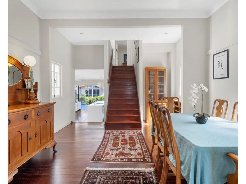 21 Pelham Street, Coorparoo QLD 4151