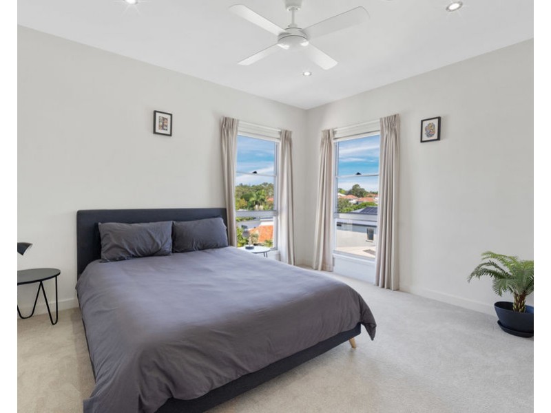 21 Pelham Street, Coorparoo QLD 4151