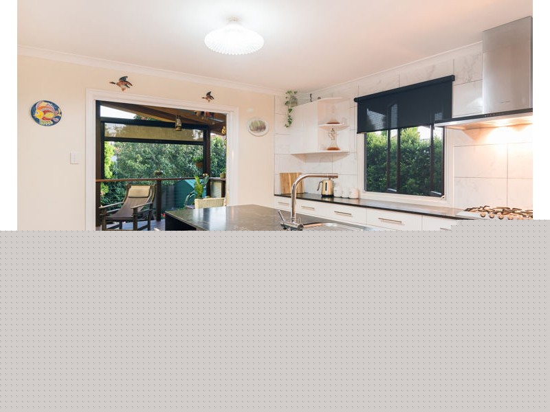 25 Roby Street, Wynnum QLD 4178