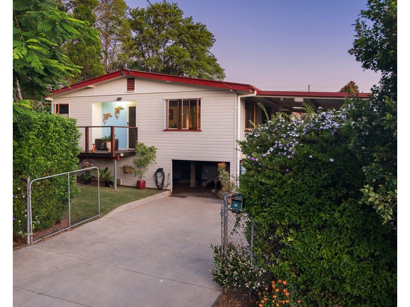 25 Roby Street, Wynnum QLD 4178