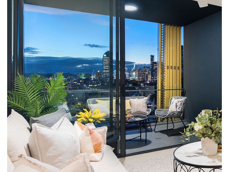 801/ 58 Manilla Street, East Brisbane QLD 4169