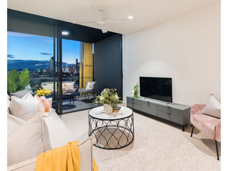 801/ 58 Manilla Street, East Brisbane QLD 4169