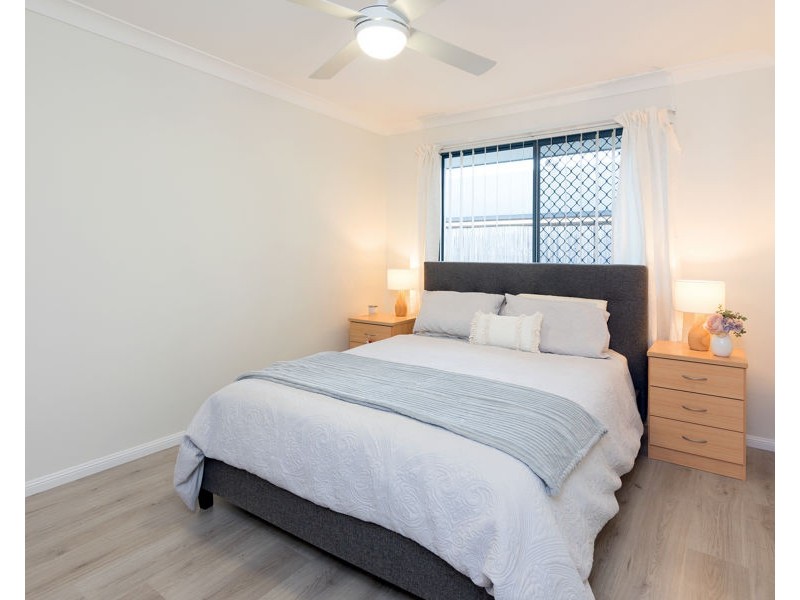 35 Lexey Crescent, Wakerley QLD 4154