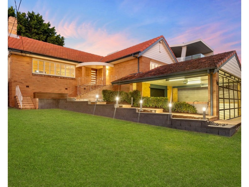 18 Procyon Street, Coorparoo QLD 4151