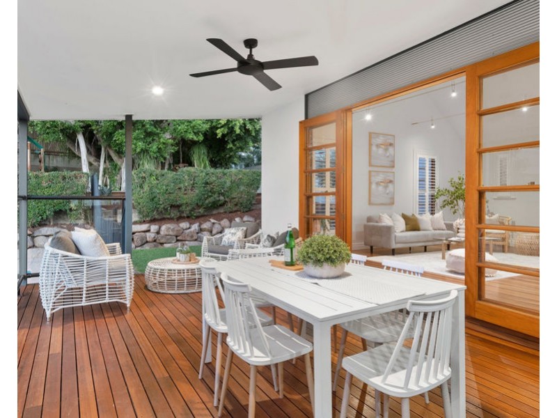 18 Procyon Street, Coorparoo QLD 4151