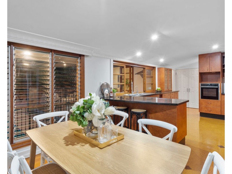 18 Procyon Street, Coorparoo QLD 4151