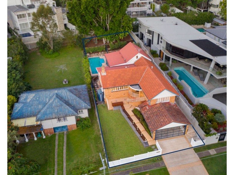 18 Procyon Street, Coorparoo QLD 4151