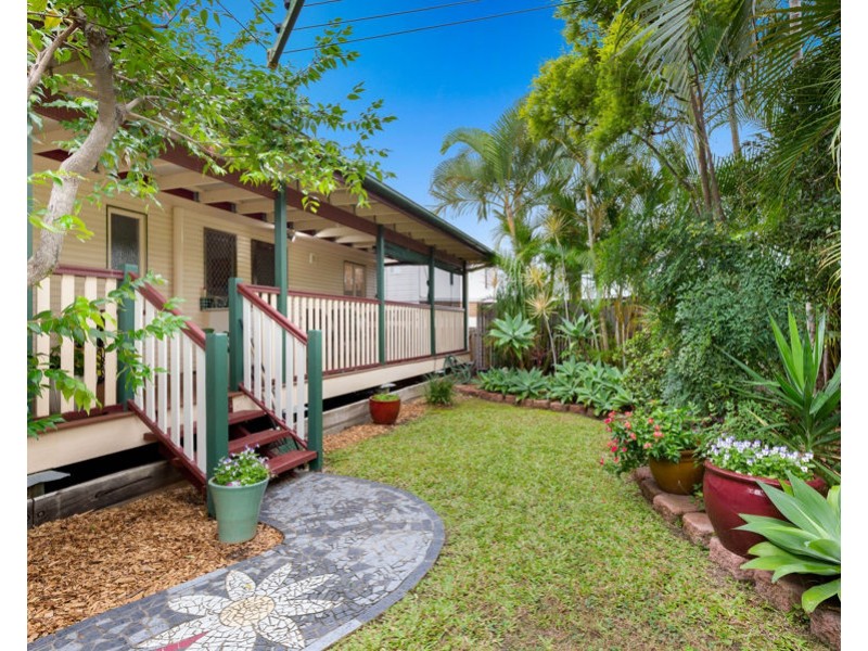 60 Anzac Road, Carina Heights QLD 4152