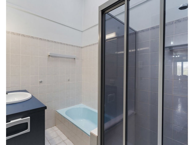 115 Mountain Street, Mount Gravatt QLD 4122