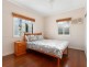 6 Peasant St, Holland Park West QLD 4121