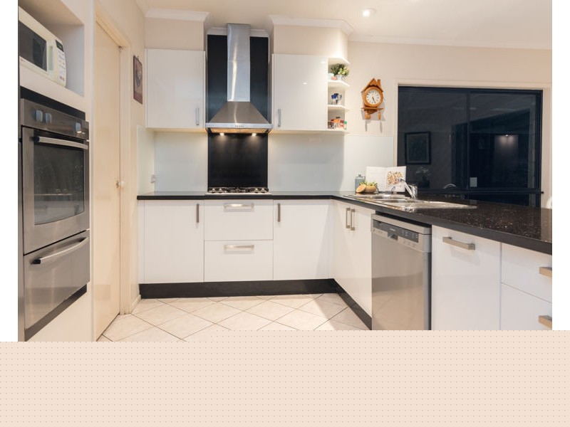 39 Michelangelo Crescent, Mackenzie QLD 4156