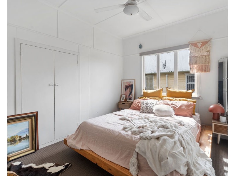 24 Queensthorpe St, Tarragindi QLD 4121