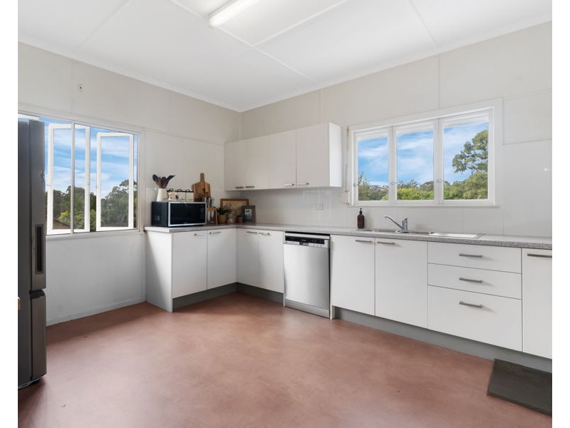 24 Queensthorpe St, Tarragindi QLD 4121