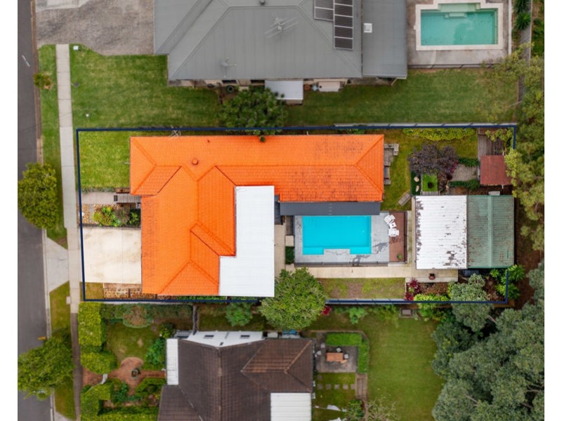 42 Greenmount Ave, Holland Park QLD 4121