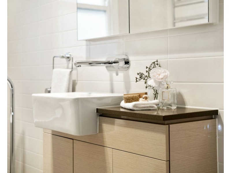 12 Waratah Ave, Holland Park West QLD 4121