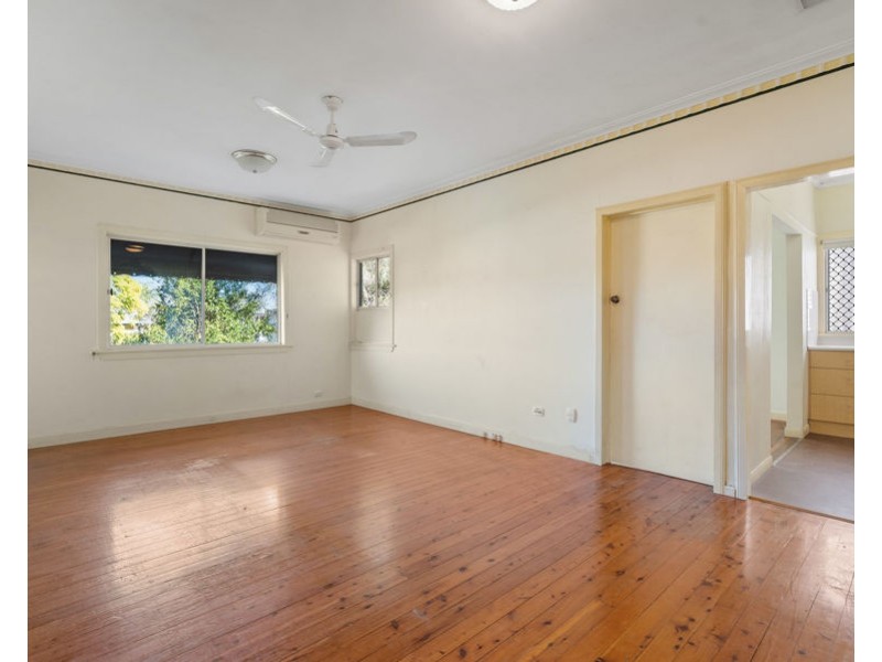 14 Canning St, Holland Park QLD 4121