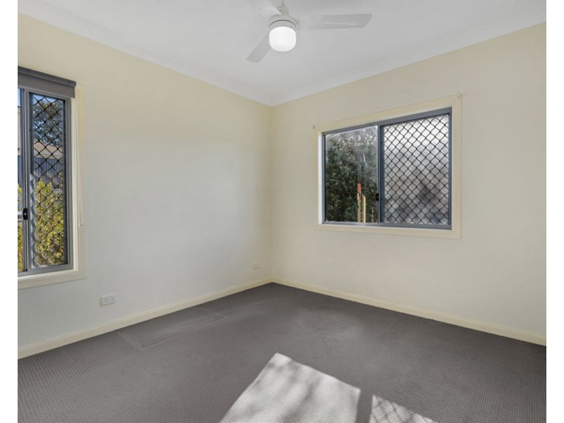 14 Canning St, Holland Park QLD 4121