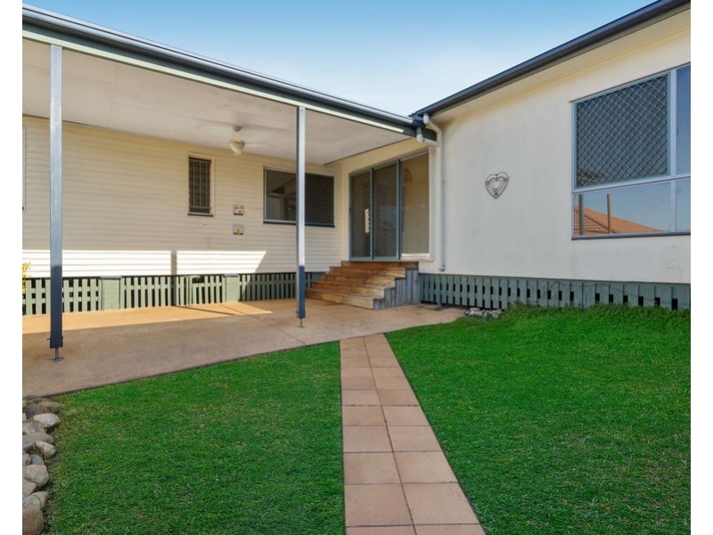14 Canning St, Holland Park QLD 4121