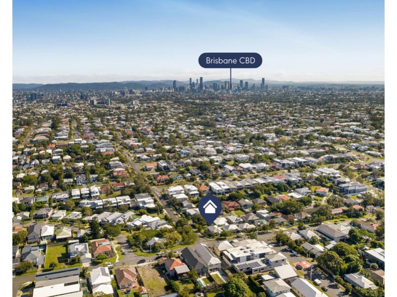 39 Brooks Street, Camp Hill QLD 4152