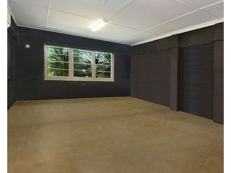 67 Macaulay Street, Coorparoo QLD 4151