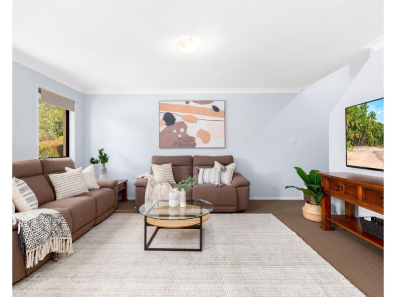 12 Estate Place, Holland Park West QLD 4121