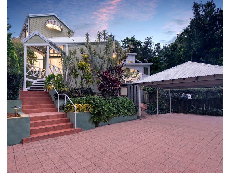 42A Gordon Road, Bardon QLD 4065