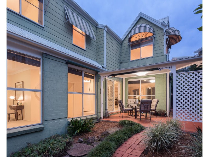 42A Gordon Road, Bardon QLD 4065