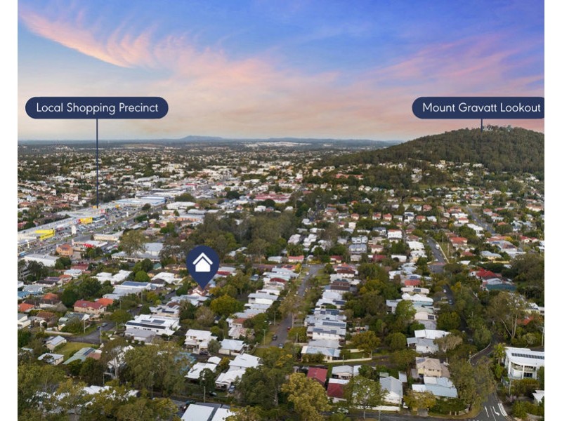 27 Iris st, Holland Park West QLD 4121